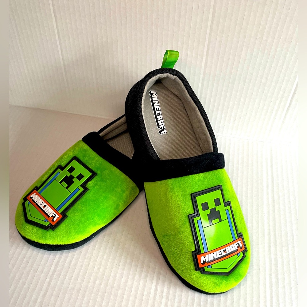 Minecraft slippers